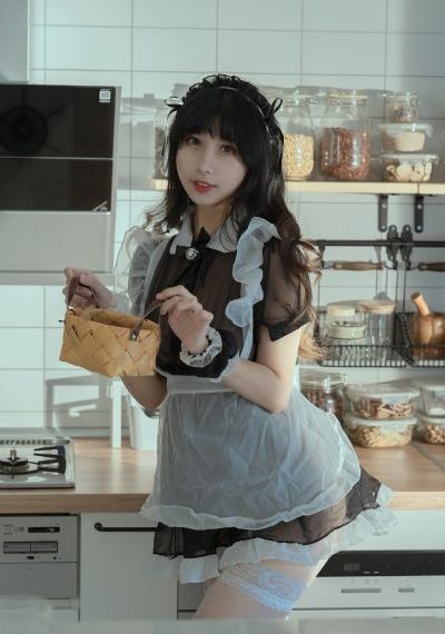 美女脱星视频_BD国语高清免费观看