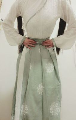 一地鲜血钻进女医生体内视频_BD国语免费在线观看