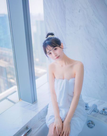 黄昏x约尔1分49秒_4K全集免费观看