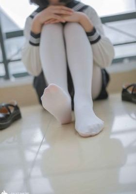 美女裸体直播露腿露逼露毛视频_BD英语神马在线观看