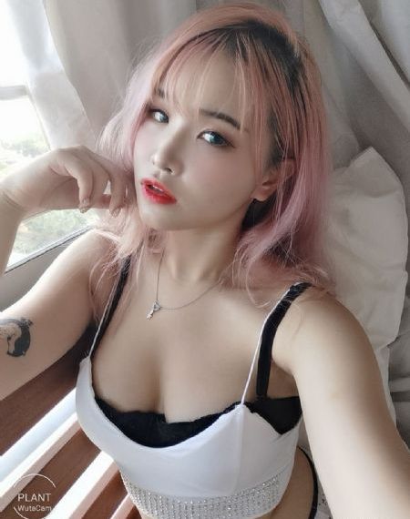成人久久久蜜桃_BD韩语在线播放