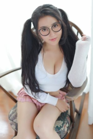 蜜桃日产一卡三卡四卡乱码_720高清在线