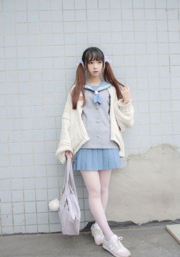 女人高潮时向上使劲挺_蓝光免费在线播放