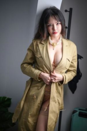 美女被张开双腿日出白浆18p_DVD高清在线