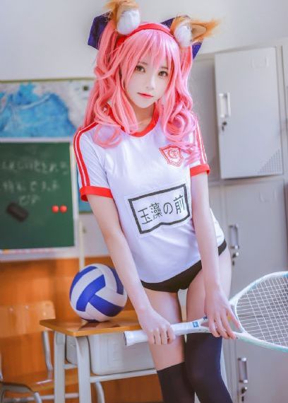 丧服寡妇被义子侵犯在身_高清神马影院手机在线