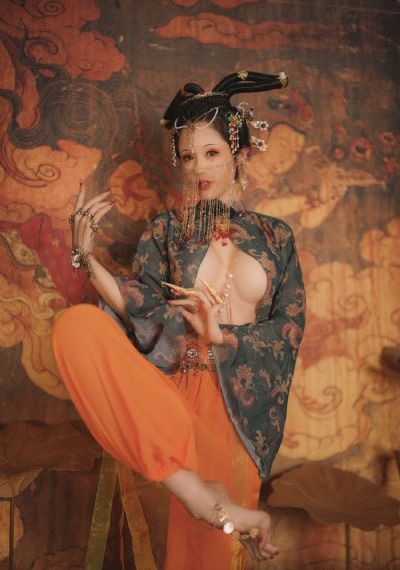 在车上被弄到高c_有字幕完整版