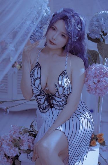 皇后抬雪臀迎合巨龙_剧情片免费观看最新