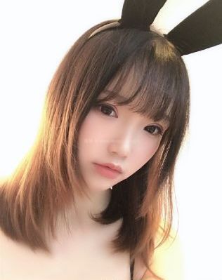 女警官扒开屁股撅起来打_超清免费播放