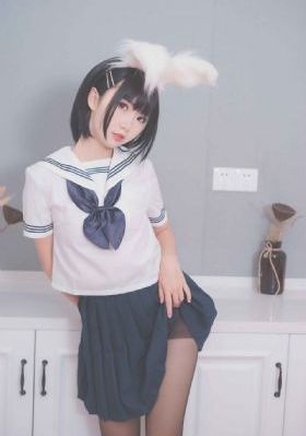 美女制服诱惑_1080P电影在线观看