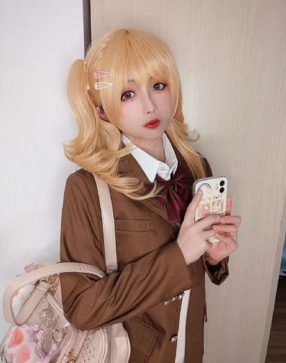 黄片18岁外国_蓝光高清电影在线